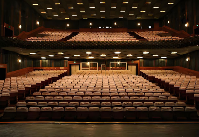 地质礼堂剧场简介